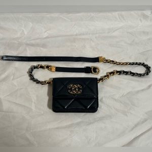 Chanel 19 belt bag